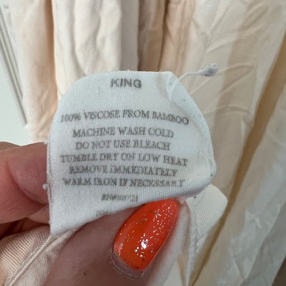 Cariloha Bamboo 3 piece Cream Split King 100% Viscose From Bamboo Sheet Set USED - Picture 5 of 8